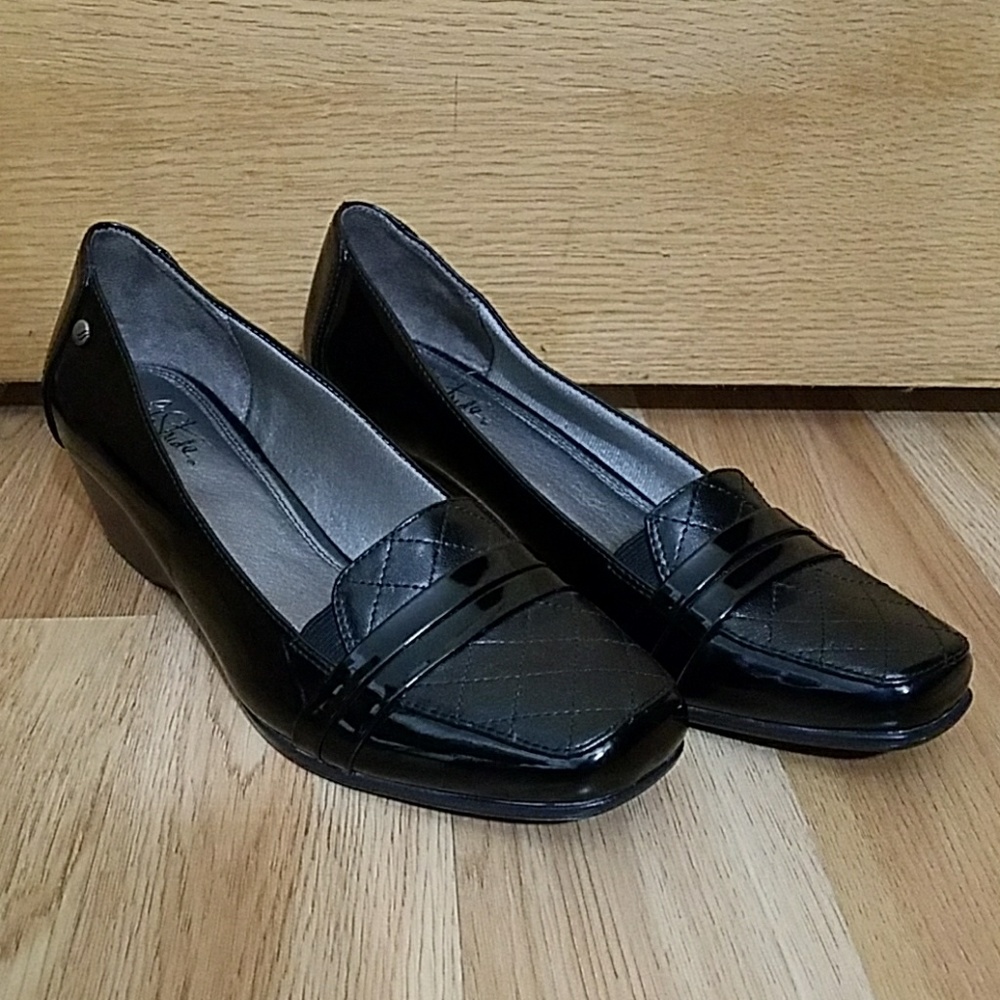 Dressy shoes